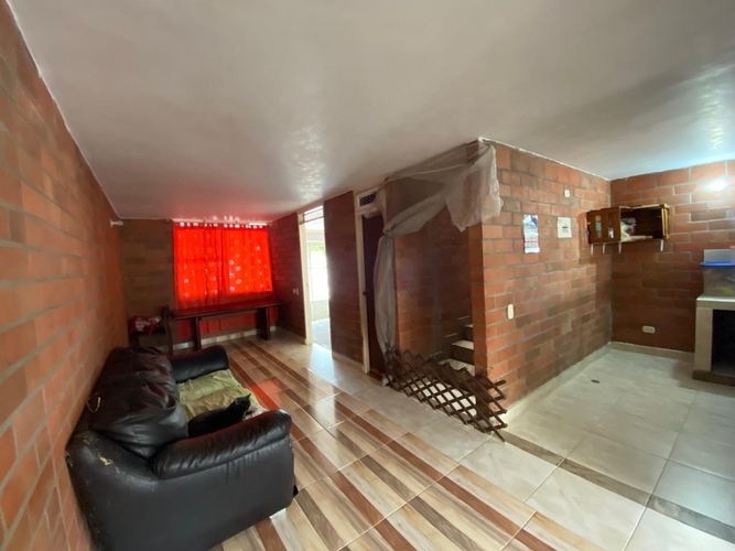 Casa de 3 alcobas en venta en Villagorgona, Candelaria, 97 m² · foto 5 de 17