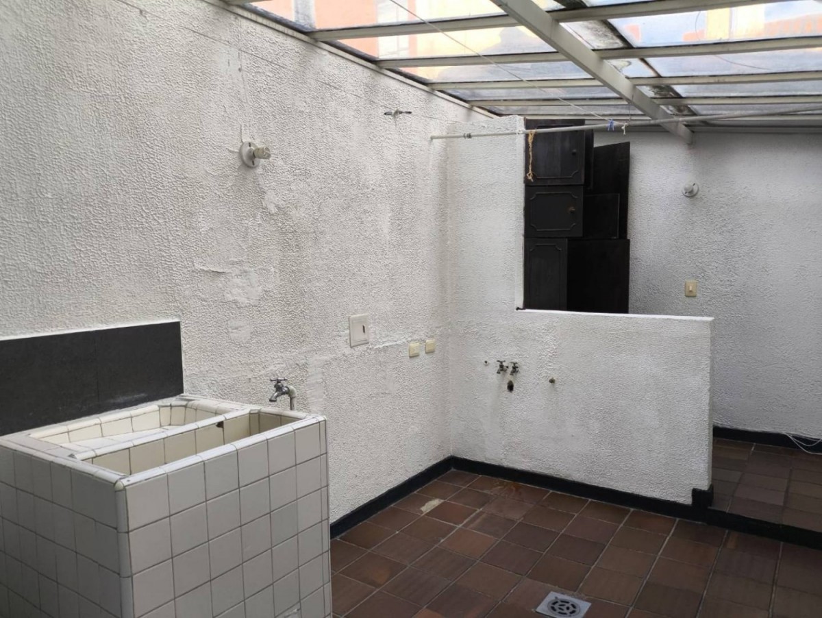 Casa en venta en Santa Barbara, Bogotá · foto 8 de 20