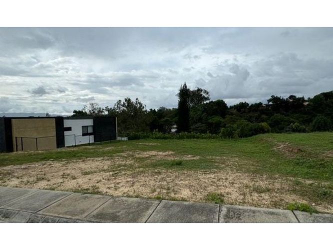Lote en venta en Ruitoque Condominio, Girón, 692 m² · foto 4 de 5