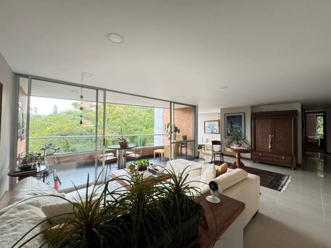 Apartamento de 3 alcobas en arriendo en El Diamante No. 2, Medellín, 180 m² · foto 8 de 24