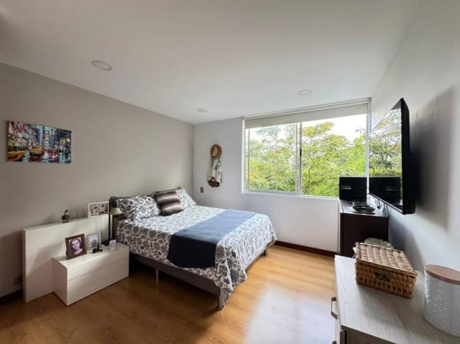 Apartamento de 3 alcobas en arriendo en El Diamante No. 2, Medellín, 180 m² · foto 18 de 24