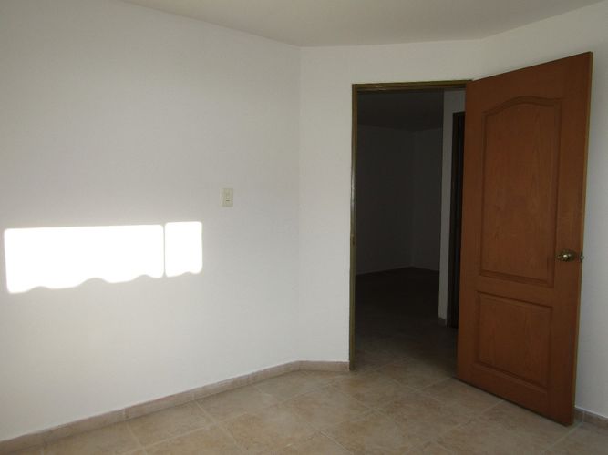 Casa de 3 alcobas en arriendo en Bosques De Santa Elena, Pereira, 160 m² · foto 8 de 10