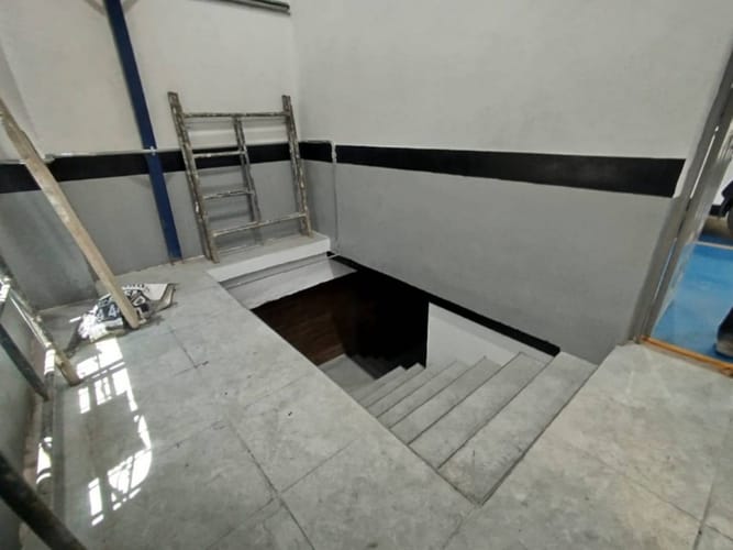 Bodega en arriendo en Manrique Central, Medellín, 220 m² · foto 2 de 11