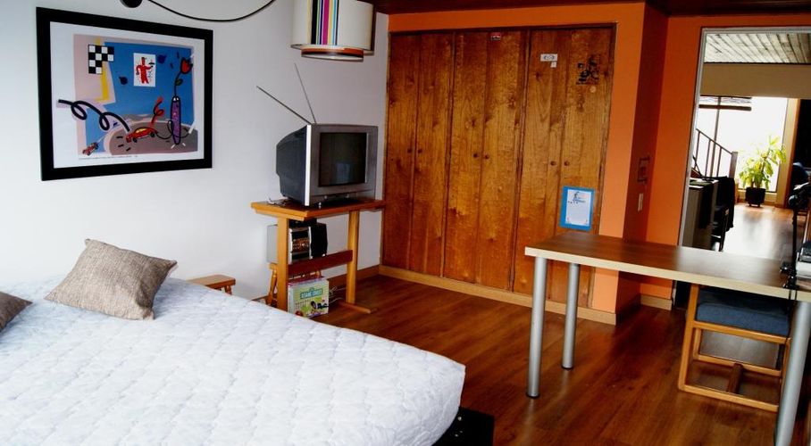 Casa de 5 alcobas en venta en Entrerios, Bogotá, 325 m² · foto 12 de 19