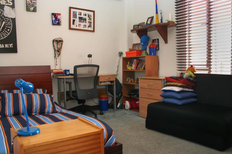 Casa de 5 alcobas en venta en Entrerios, Bogotá, 325 m² · foto 13 de 19