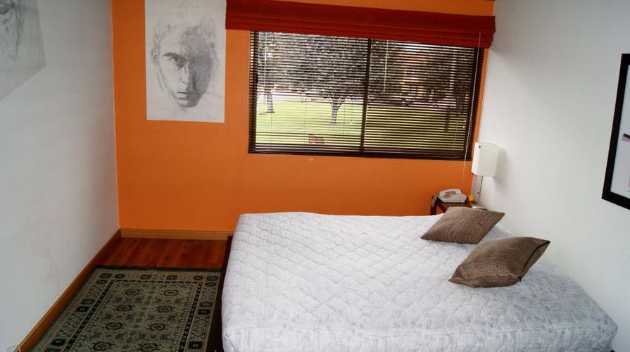 Casa de 5 alcobas en venta en Entrerios, Bogotá, 325 m² · foto 16 de 19