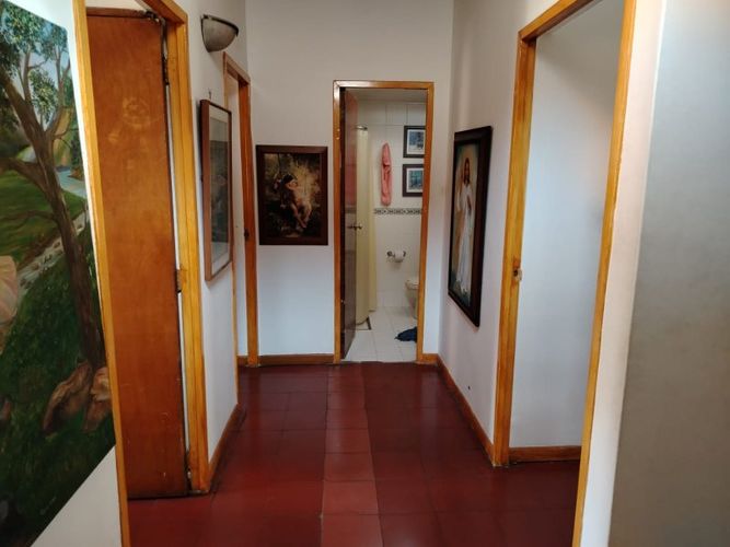 Casa de 6 alcobas en venta en Calasanz Parte Alta, Medellín, 300 m² · foto 7 de 16