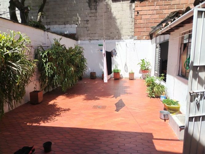 Casa de 6 alcobas en venta en Calasanz Parte Alta, Medellín, 300 m² · foto 11 de 16