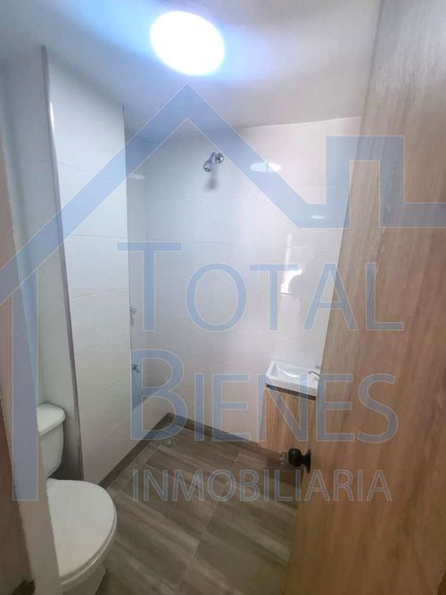 Local en arriendo en El Velódromo, Medellín, 50 m² · foto 10 de 15