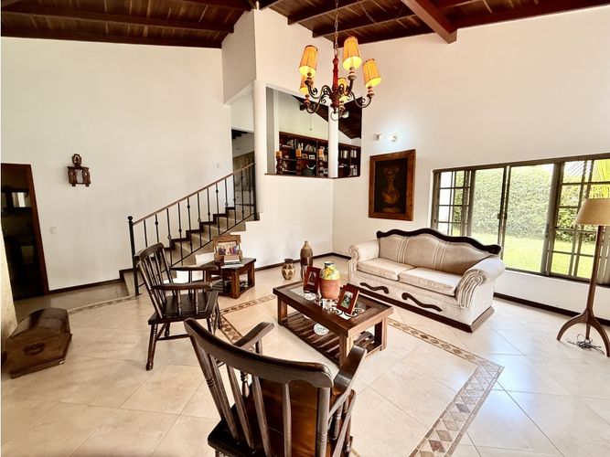 Casa de 5 alcobas en venta en Armenia, 380 m² · foto 5 de 24