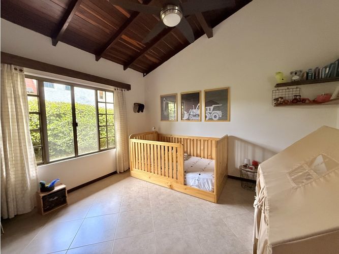 Casa de 5 alcobas en venta en Armenia, 380 m² · foto 9 de 24