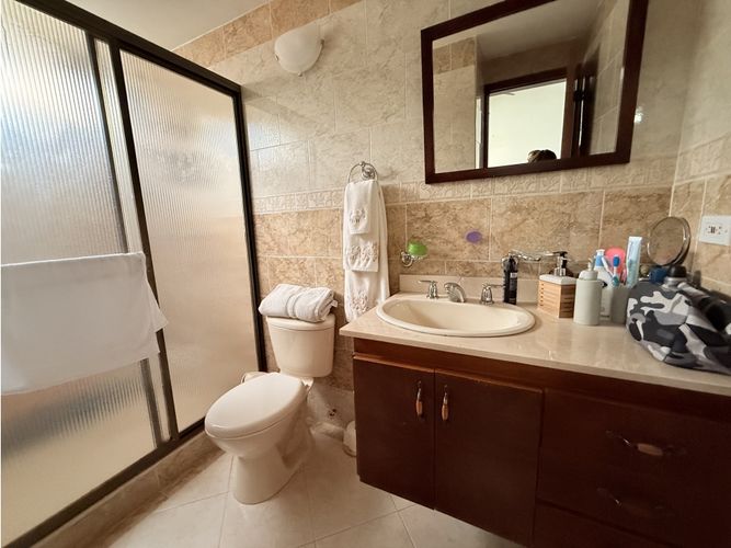 Casa de 5 alcobas en venta en Armenia, 380 m² · foto 15 de 24