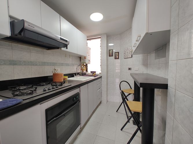 Apartamento de 1 alcoba en arriendo en El Contador, Bogotá, 54 m² · foto 3 de 17