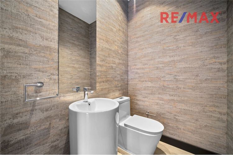 Apartamento de 3 alcobas en venta en El Virrey, Bogotá, 240 m² · foto 8 de 24