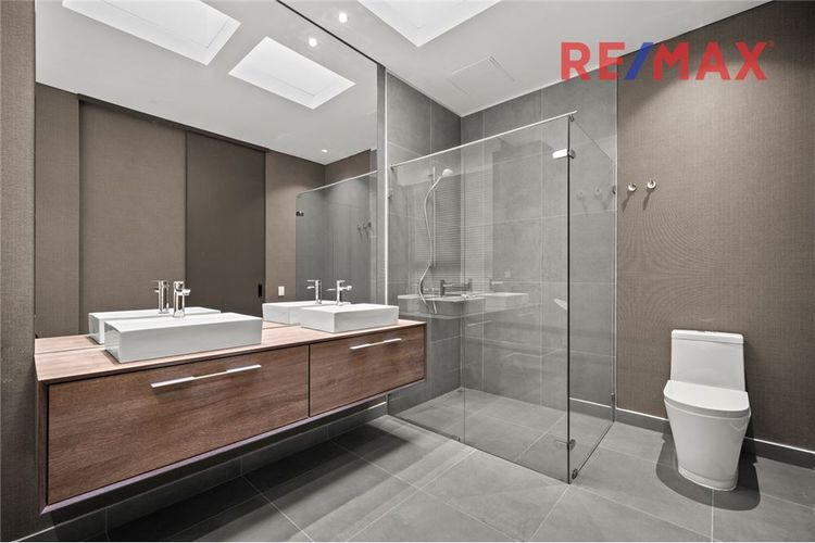 Apartamento de 3 alcobas en venta en El Virrey, Bogotá, 240 m² · foto 14 de 24