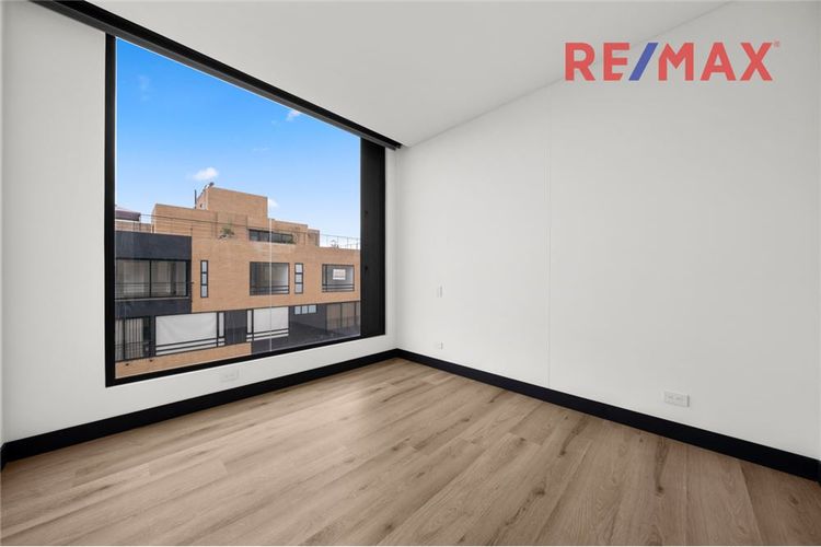 Apartamento de 3 alcobas en venta en El Virrey, Bogotá, 240 m² · foto 15 de 24