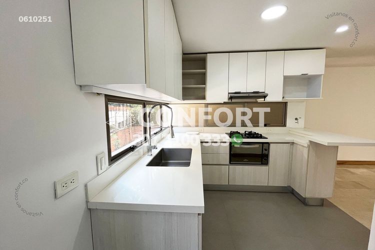 Apartamento de 2 alcobas en arriendo en El Poblado, Medellín, 135 m² · foto 5 de 22