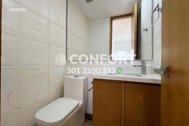 Apartamento de 2 alcobas en arriendo en El Poblado, Medellín, 135 m² · foto 8 de 22