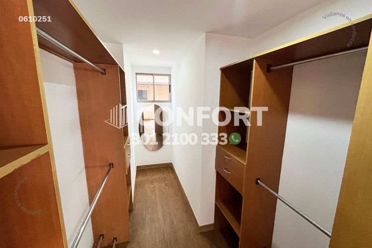 Apartamento de 2 alcobas en arriendo en El Poblado, Medellín, 135 m² · foto 13 de 22