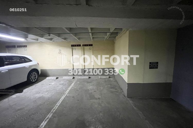 Apartamento de 2 alcobas en arriendo en El Poblado, Medellín, 135 m² · foto 19 de 22