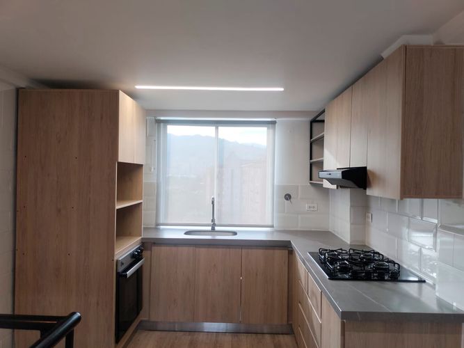 Apartamento de 1 alcoba en arriendo en El Poblado, Medellín, 63 m² · foto 5 de 13