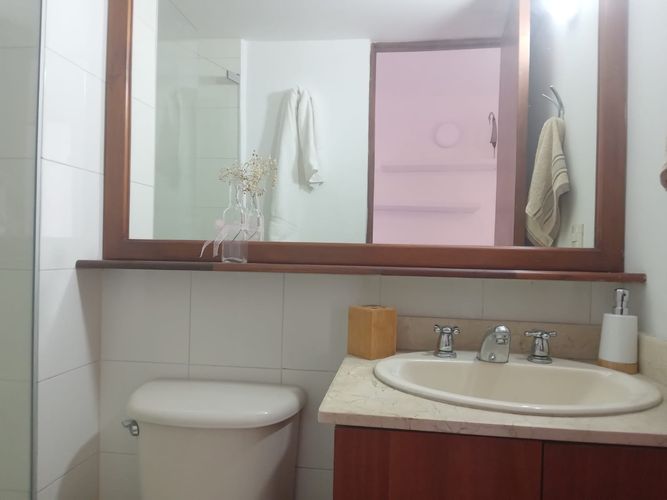 Apartamento de 3 alcobas en arriendo en El Poblado, Medellín, 82 m² · foto 14 de 15