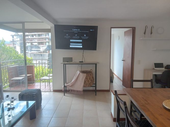 Apartamento de 3 alcobas en arriendo en El Poblado, Medellín, 82 m² · foto 4 de 15