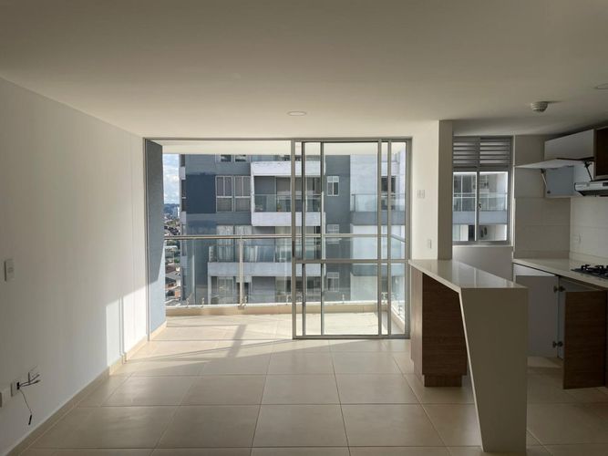 Apartamento en venta en Zona Industrial N.D., Dosquebradas · foto 2 de 16