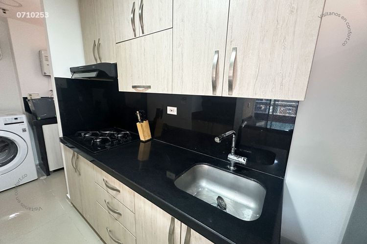 Apartamento de 3 alcobas en arriendo en San German, Medellín, 80 m² · foto 10 de 24