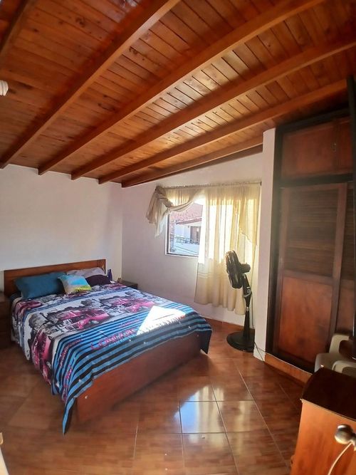 Apartamento de 3 alcobas en venta en San Bernardo, Medellín, 82 m² · foto 12 de 18