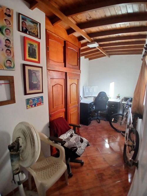 Apartamento de 3 alcobas en venta en San Bernardo, Medellín, 82 m² · foto 9 de 18
