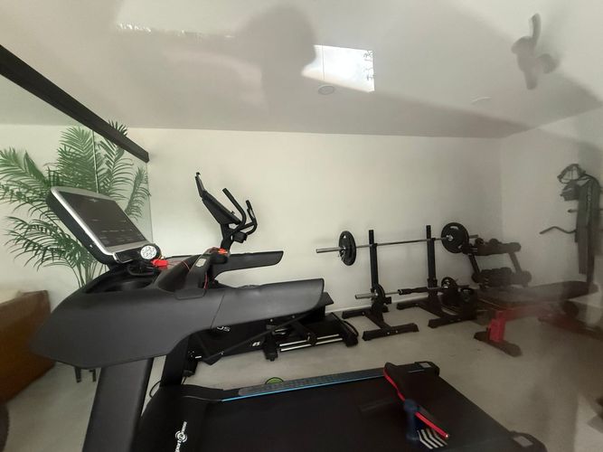 Casa de 4 alcobas en venta en San Lucas, Medellín, 430 m² · foto 18 de 24