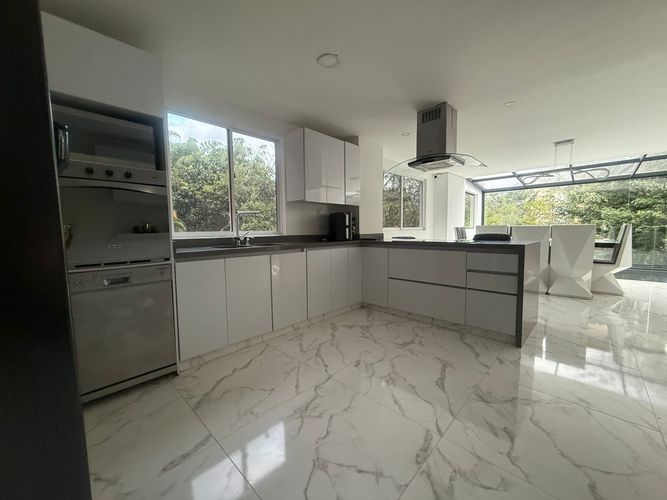 Casa de 4 alcobas en venta en San Lucas, Medellín, 430 m² · foto 19 de 24