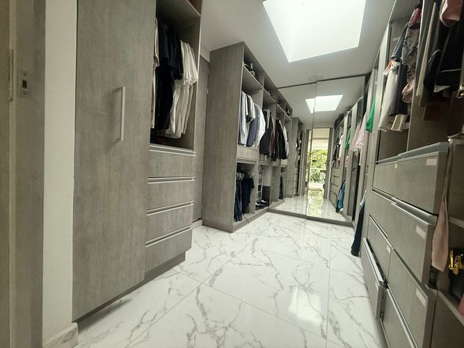 Casa de 4 alcobas en venta en San Lucas, Medellín, 430 m² · foto 23 de 24