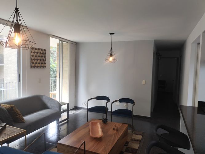 Apartamento en venta en El Poblado, Medellín · foto 5 de 11