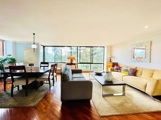 Apartamento de 3 alcobas en venta en El Poblado, Medellín, 180 m² · foto 1 de 20