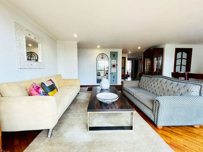Apartamento de 3 alcobas en venta en El Poblado, Medellín, 180 m² · foto 4 de 20