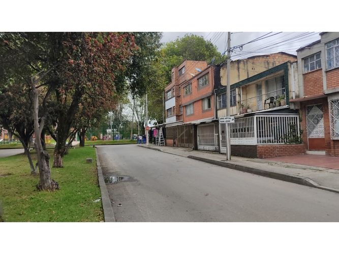 Casa en venta en Santa Cecilia, Bogotá · foto 3 de 12