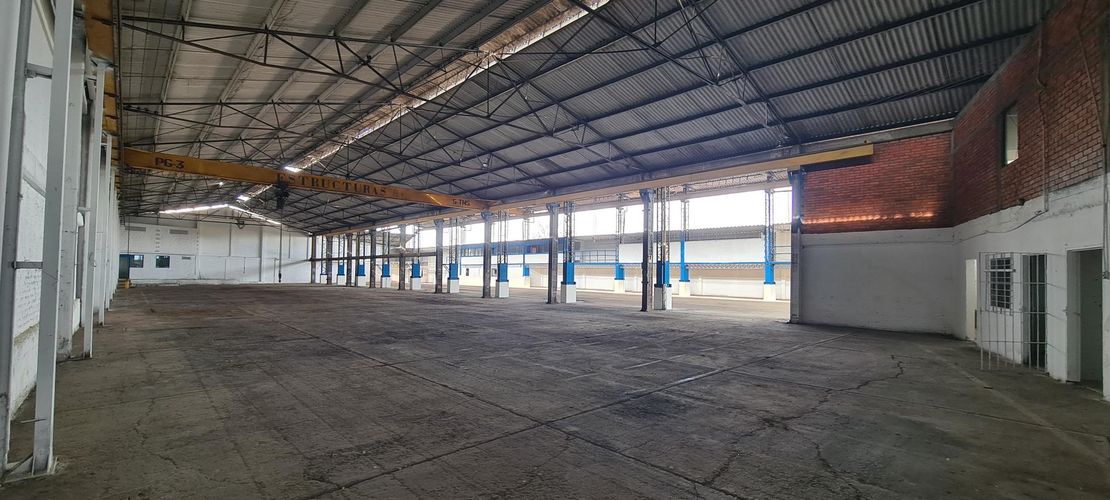 Bodega en arriendo en Zona Industrial, Yumbo, 2230 m² · foto 3 de 24