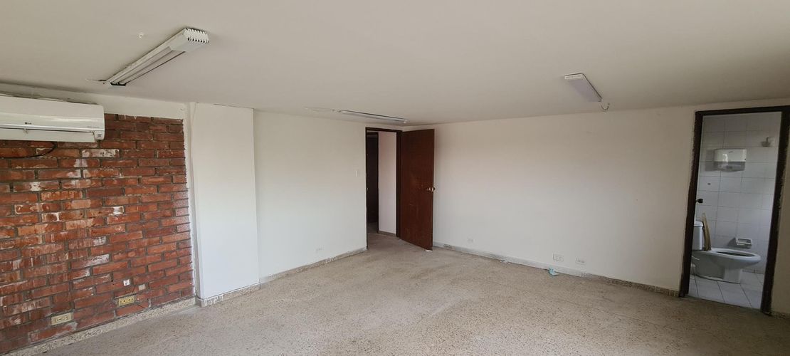 Bodega en arriendo en Zona Industrial, Yumbo, 2230 m² · foto 22 de 24