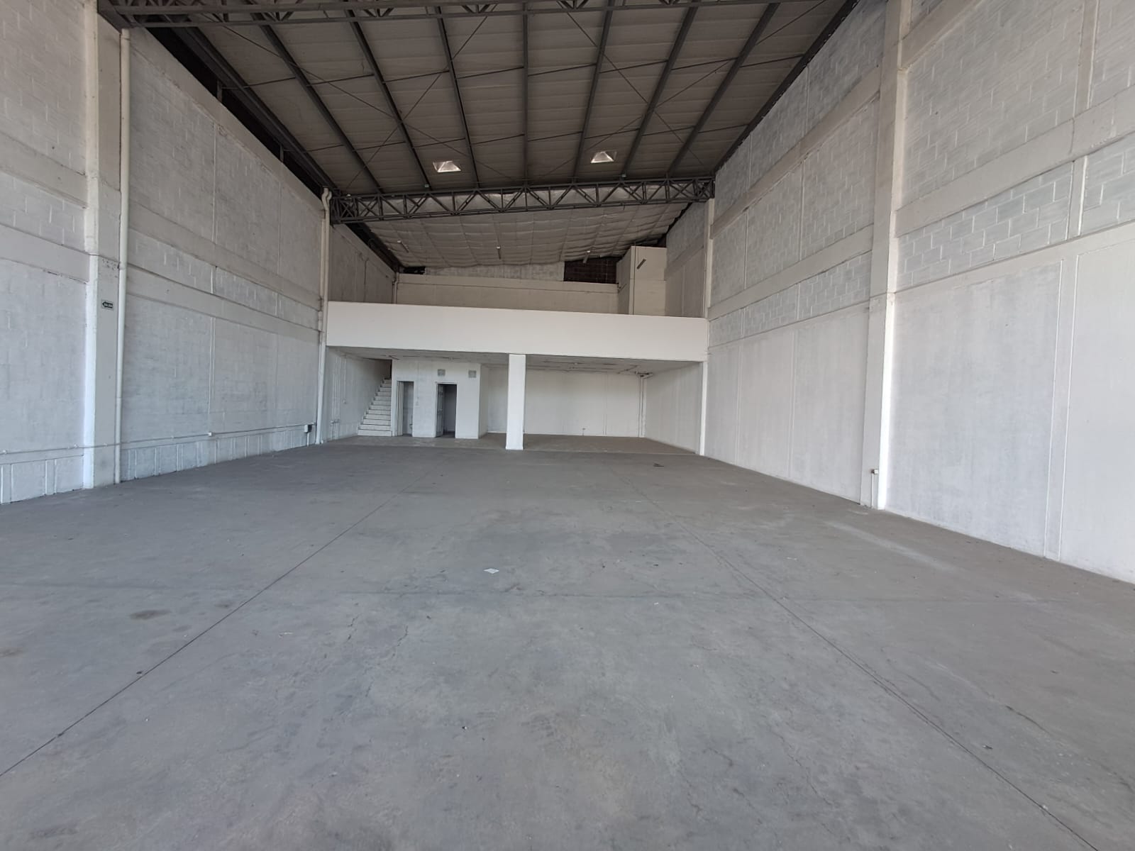 Bodega en Arriendo en Aeropuerto, Pereira