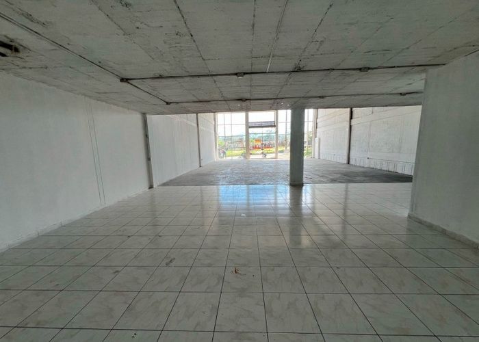 Bodega en arriendo en Aeropuerto, Pereira, 368 m² · foto 8 de 9