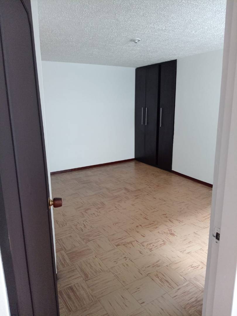 Casa en venta en La Granja, Bogotá · foto 8 de 24