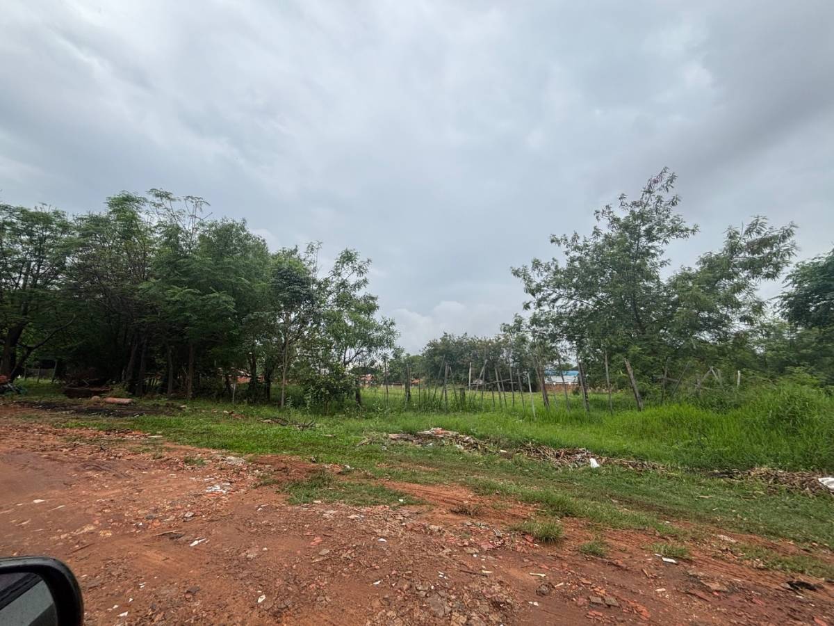 Venta de Terreno Zona Laguna Grande con salida a 3 calles — foto 2