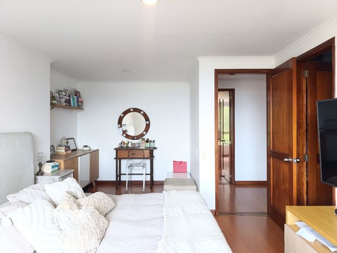 Apartamento de 3 alcobas en arriendo en El Poblado, Medellín, 173 m² · foto 10 de 18