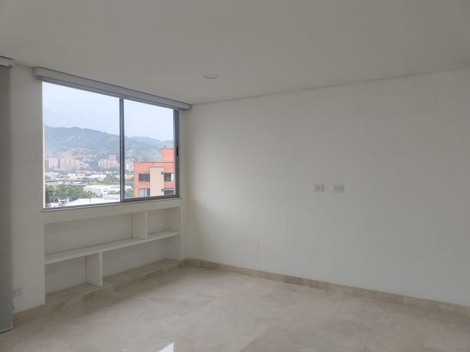 Apartamento de 1 alcoba en arriendo en El Poblado, Medellín, 95 m² · foto 7 de 13