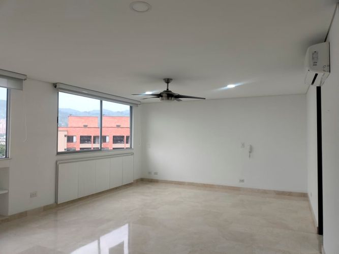 Apartamento de 1 alcoba en arriendo en El Poblado, Medellín, 95 m² · foto 8 de 13