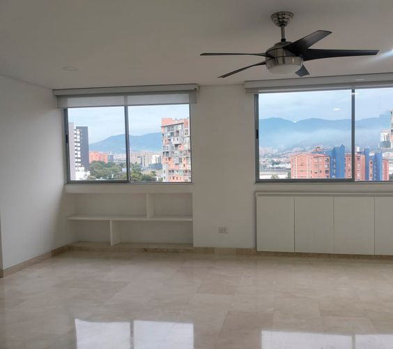 Apartamento de 1 alcoba en arriendo en El Poblado, Medellín, 95 m² · foto 9 de 13