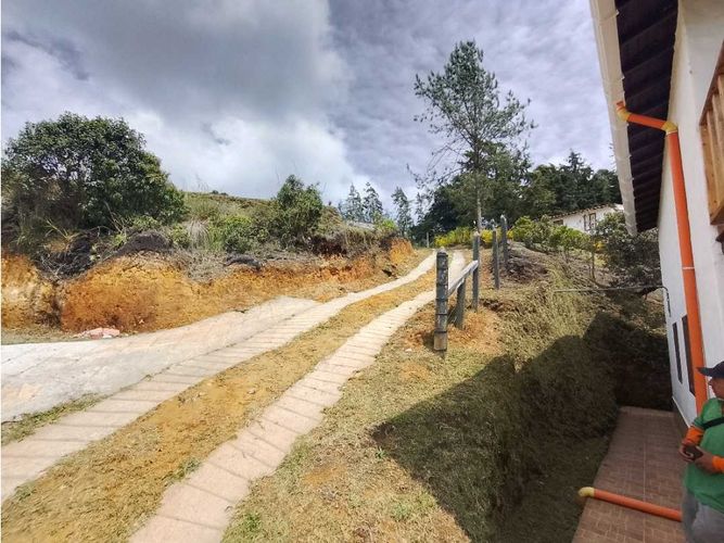 Casa de 2 alcobas en arriendo en Santa Elena, Guarne, 75 m² · foto 20 de 23