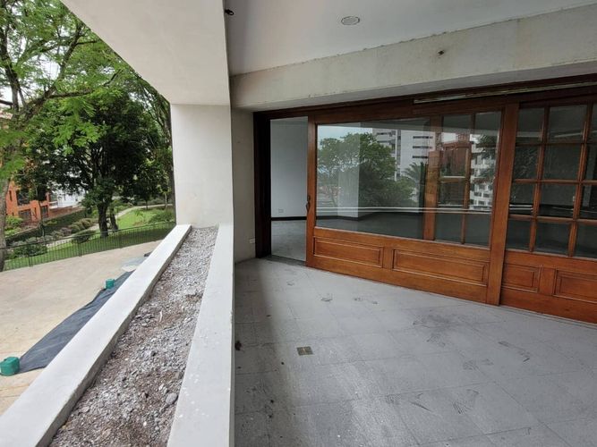 Apartamento de 3 alcobas en venta en Normandia, Cali, 433 m² · foto 4 de 24